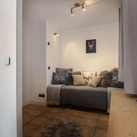 Petit Yeti Apartment
