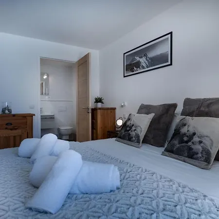 Petit Yeti Chamonix Mont Blanc